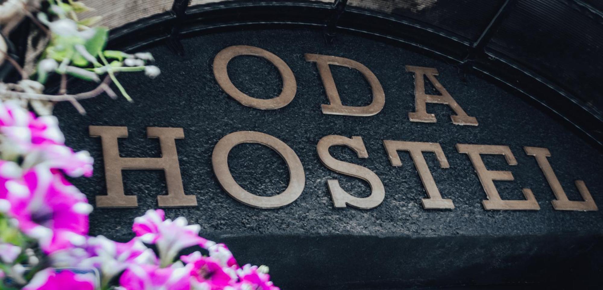 Oda Hostel Prishtine Bagian luar foto
