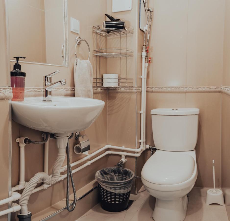 Oda Hostel Prishtine Bagian luar foto